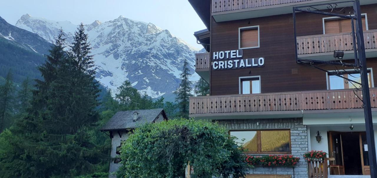 Hotel Cristallo Macugnaga Exteriör bild