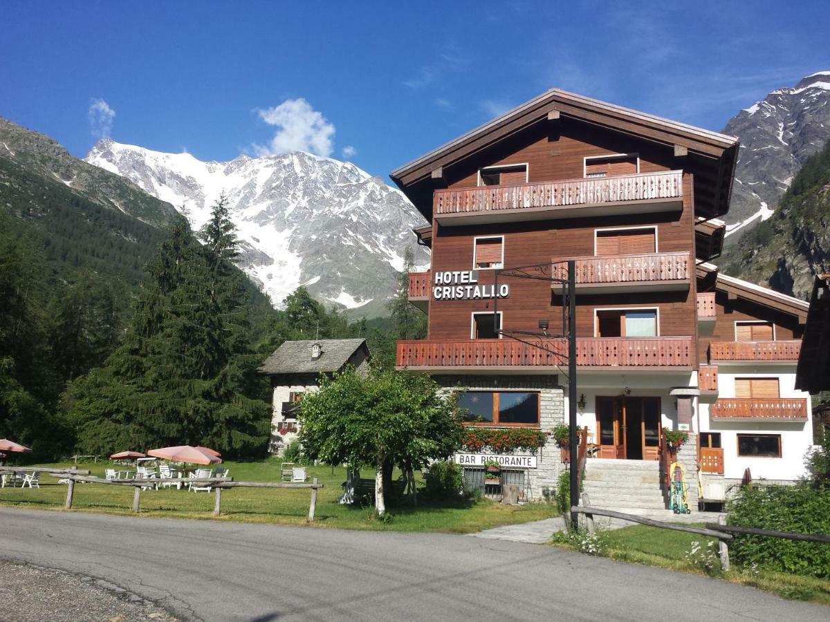 Hotel Cristallo Macugnaga Exteriör bild